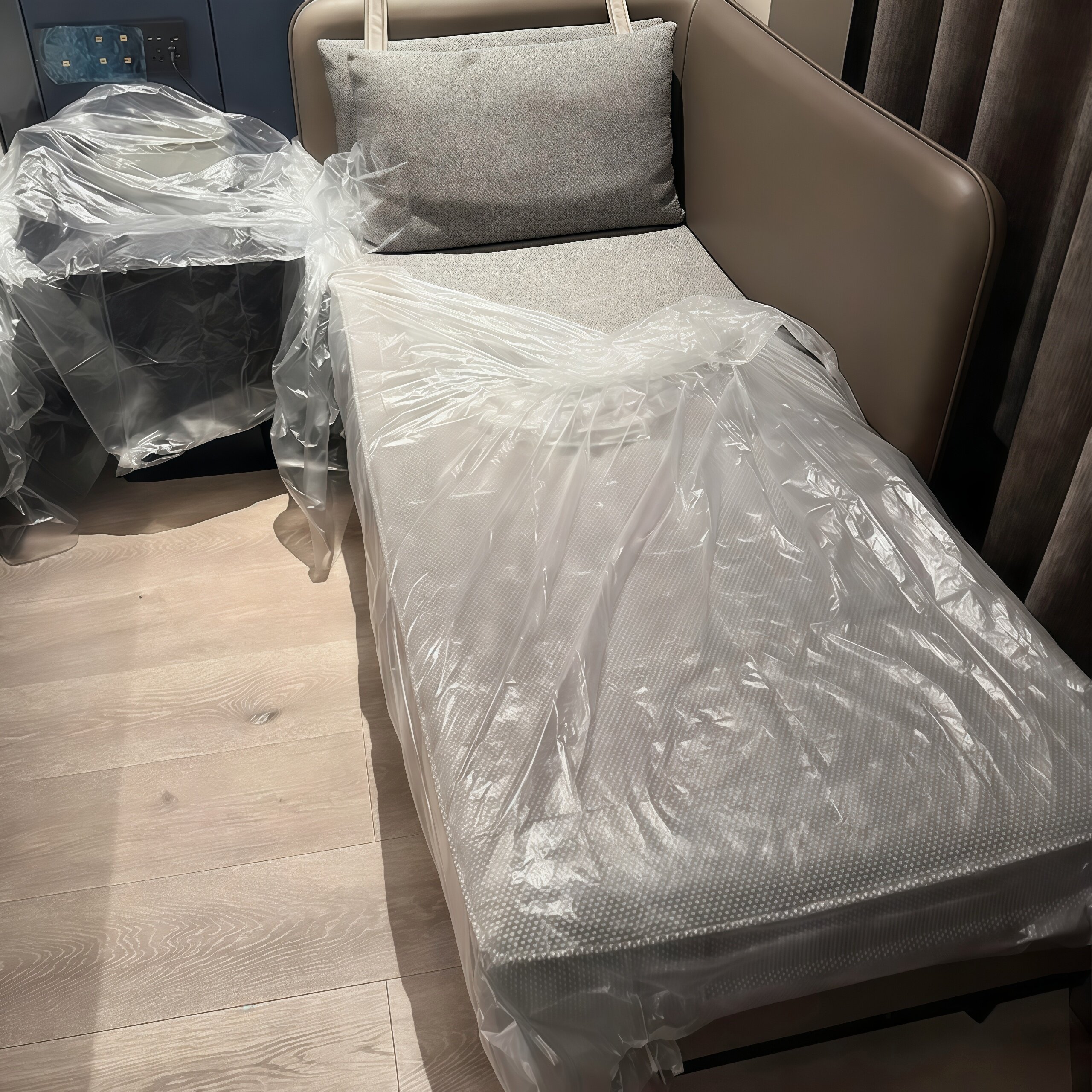 酒店隔脏膜免洗床单旅行一次性隔脏膜沙发隔脏垫可携式高铁座椅图片