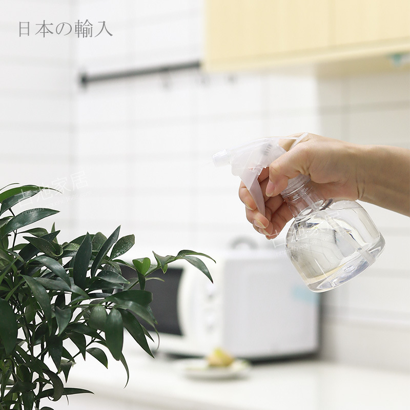 日本塑料浇水便携小巧喷壶包邮