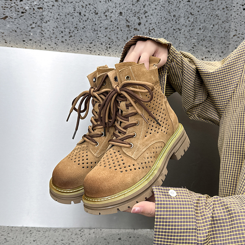 欧洲站镂空马丁靴女2025夏季新款软皮复古女短靴牛反绒真皮工装靴