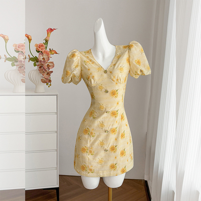 法式复古重工刺绣连衣裙