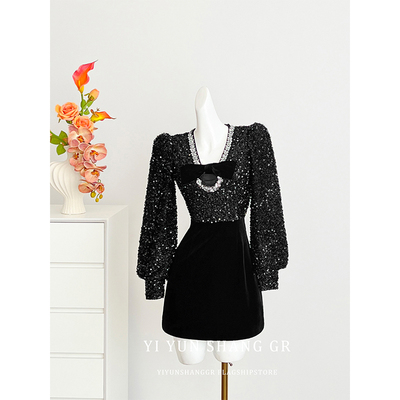 黑色复古小香风长袖连衣裙