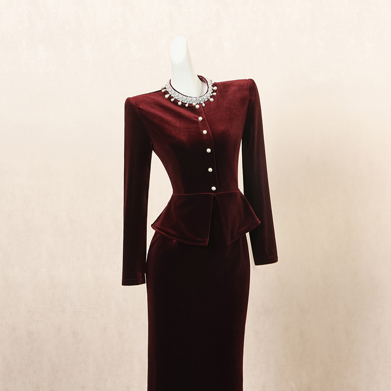 红色复古拼接假两件连衣裙女秋季长裙重工钉珠设计感高端礼服裙子