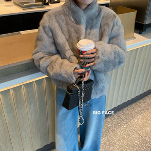 2026新款超火穿搭气质名媛獭兔皮毛一体短款皮草立领千金毛毛大衣