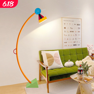 孟菲斯客厅落地灯儿童房卧室设计师卡通彩色几何氛围台灯casa风格