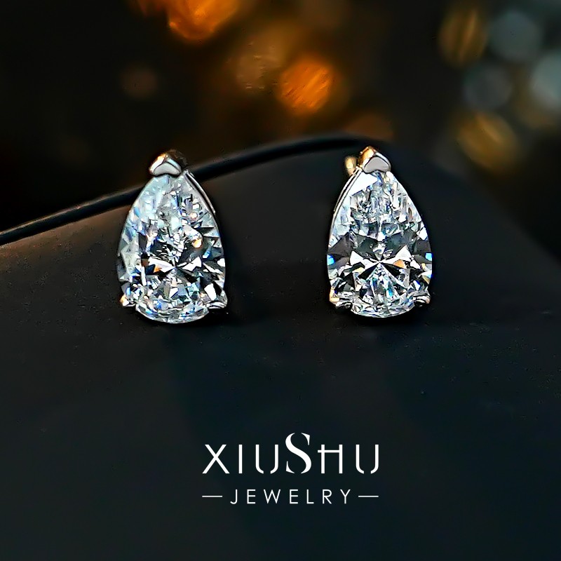 s925纯银极简水滴梨形耳钉