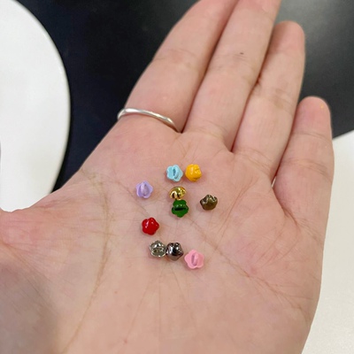 4mm迷你花朵纽扣超小号娃用扣子bjd娃衣辅料ob11小布DIY配件脚扣