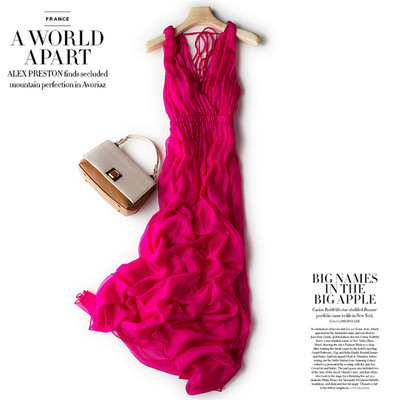 清仓甩卖真丝连衣裙显瘦v领露背