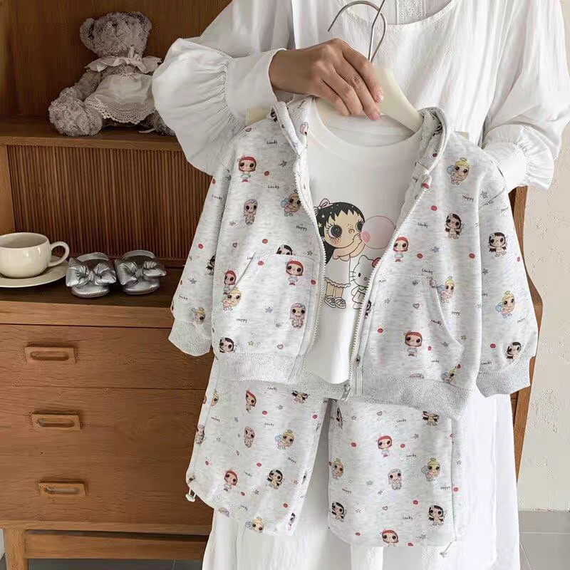 童装女童套装2026秋天新款儿童运动连帽卫衣中小童卫裤T恤三件套