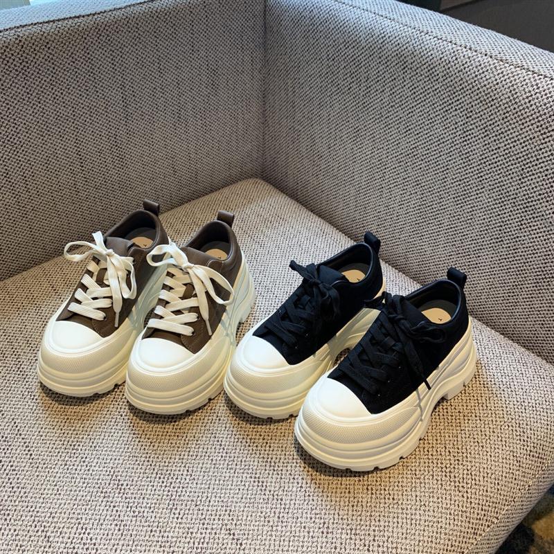 2025秋季新款小个子7cm轻便厚底软皮休闲英伦风时尚女百搭松糕鞋