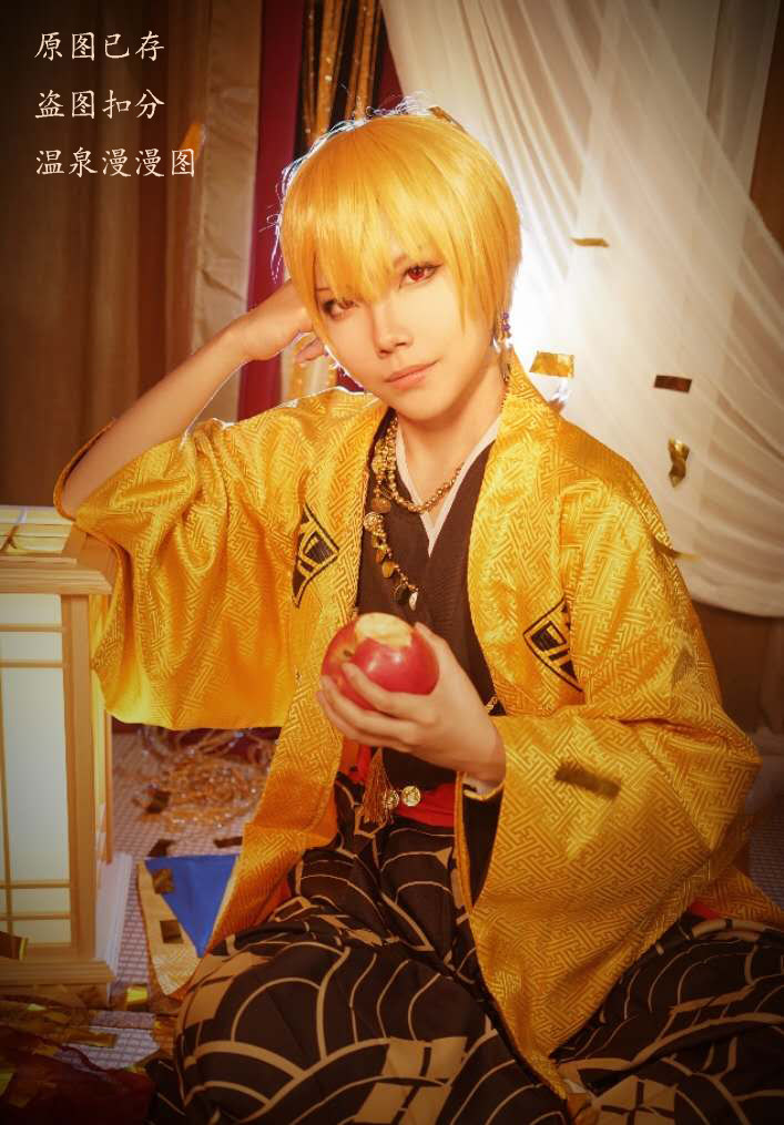 Fate stay night  吉尔伽美什 金闪闪 cosplay金色和服 概念礼服图片