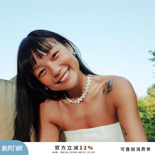 小众高级感白蝶贝花瓣项链