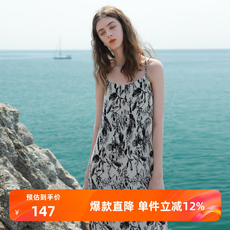 ibudu2025夏季新款雪纺压皱连衣裙无袖吊带裙花卉宽松长裙女