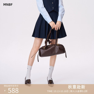 曼诺比菲商场同款2026秋季学院风高腰修身压褶半截裙女MHHQ133075