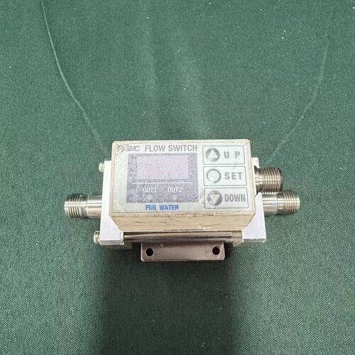 议价SMC PF2W720-03-27-Q开关，日本原装，水