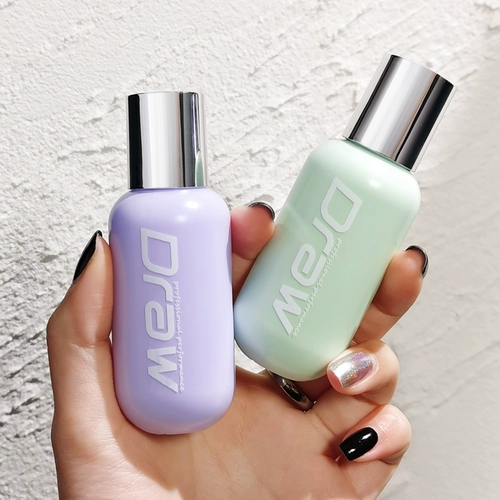 Тональный крем, бутылочка для кормления, база под макияж, контроль жирного блеска, сужает поры