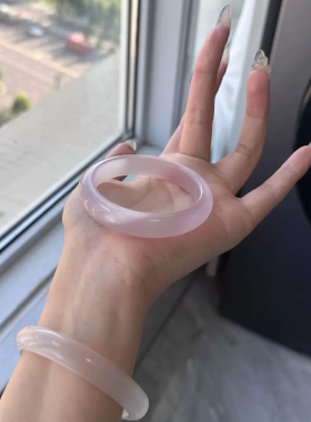 香槟金手镯女冰种白月光玉髓叮当镯玛瑙圆条高级感猫眼石贵妃镯子