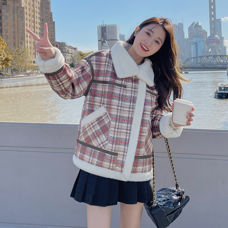 数据流量火焰复合25年新款皮毛一体外套女182-8328P190K268,女装短外套,帛香坊