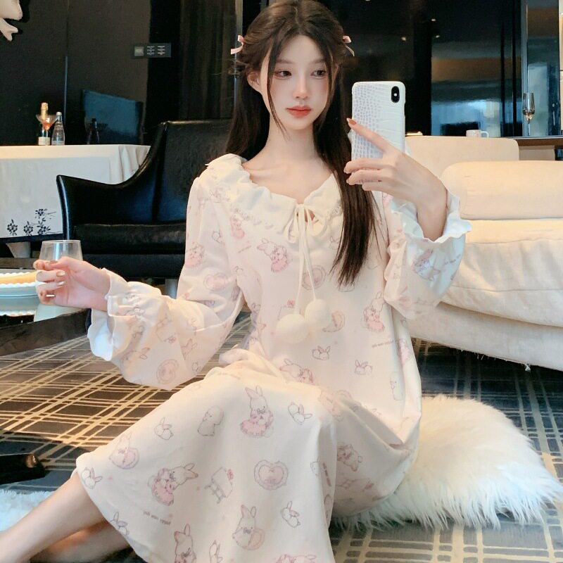 秋冬海岛绒睡裙可爱卡通兔子家居裙甜美花边圆领长袖毛球球睡衣女