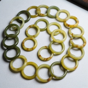 新疆若羌黄口和田玉手镯 晴水湖水绿窄条圆条扁条黄玉镯青黄镯子