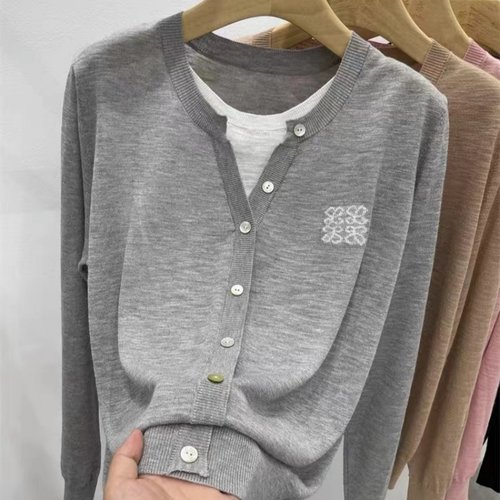 精纺羊毛针织开衫女圆领拼色长袖