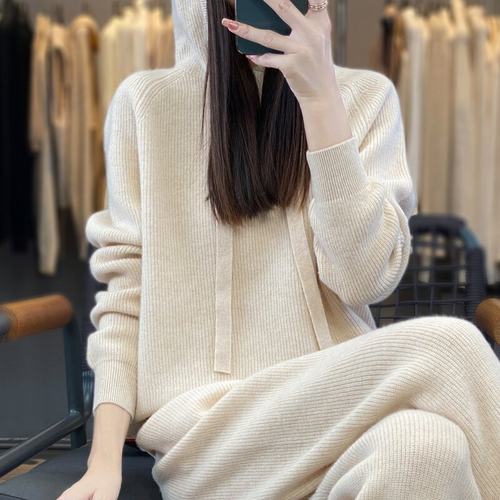 羊范羊毛休闲运动两件套