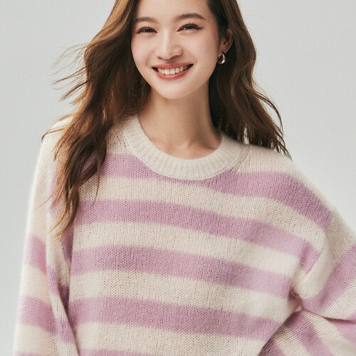 山羊绒针织衫女圆领条纹阔版毛衣