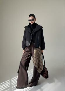 2025新款真两件羽绒服女短款高品质白鸭绒外套时尚洋气小个子