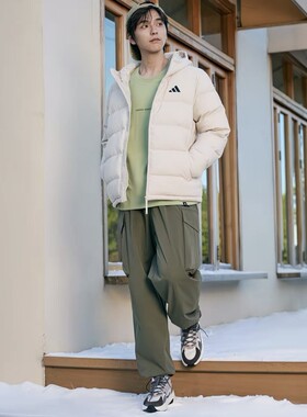 Adidas羽绒服600蓬男子冬季保暖防风连帽鸭绒夹克外套KF4398