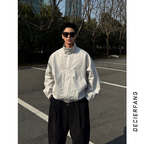 26春季冲锋衣户外机能工装风宽松拉链立体剪裁立领夹克男士外套