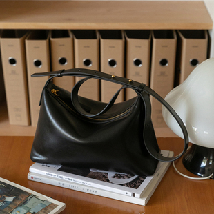 猴子家 头层植鞣牛皮复古hobo购物袋 简约单肩斜挎腋下包新款女包