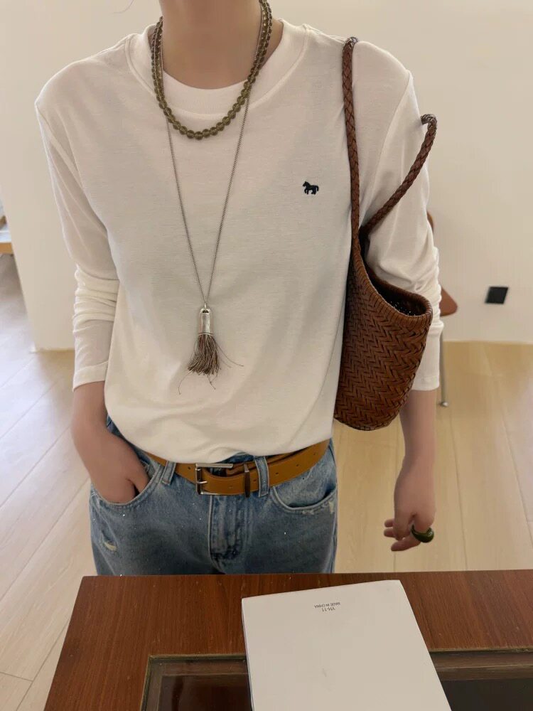 胸前刺绣小马天丝长袖T恤女欧洲站2026春季新款简约洋气上衣打底