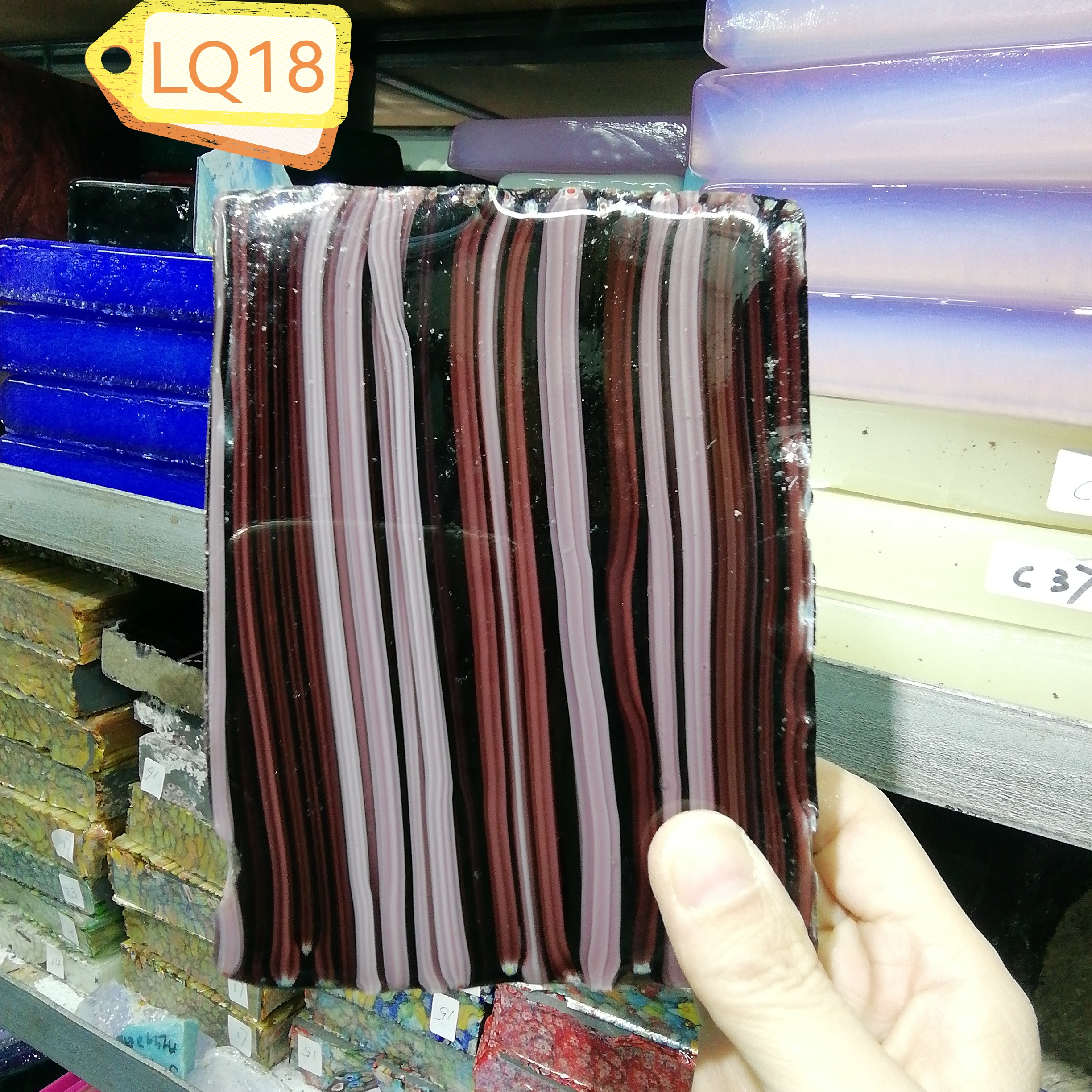 集兴宝石人造玻璃材料原石