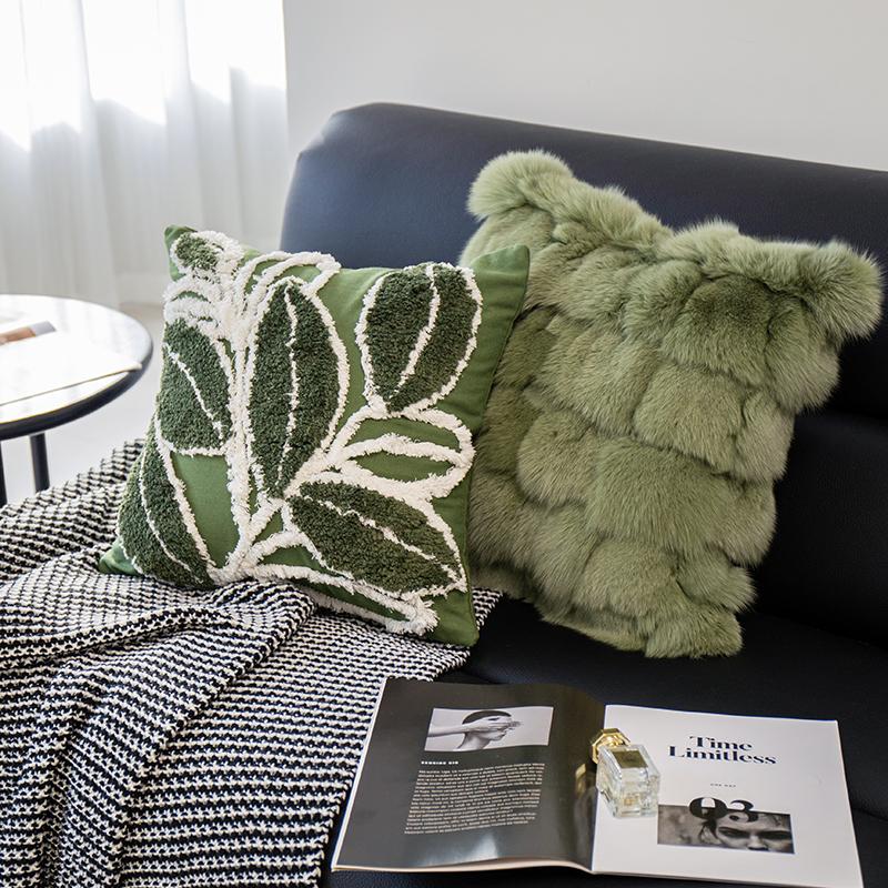 森系绿色植物簇绒抱枕