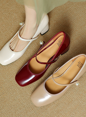 春季浅口粗跟红色高跟鞋法式复古一字扣带玛丽珍女鞋方头漆皮单鞋