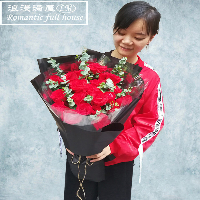 杭州同城求婚女神节送花白玫瑰