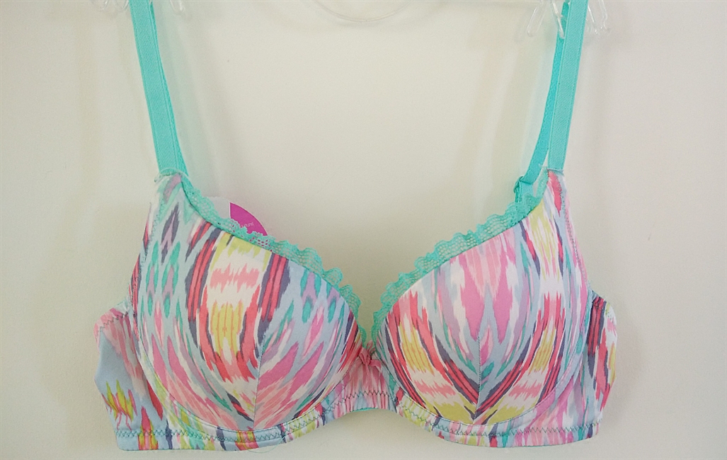 泰国上薄下厚聚拢文胸肩带内衣