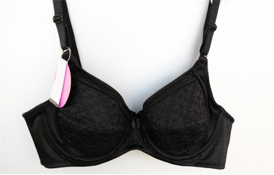 泰国sabina薄杯文胸加宽侧翼内衣