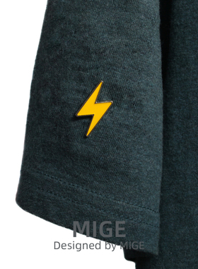 可爱卡通黄色闪电胸针 胸章徽章学生衣服外套包包配饰装饰小饰品