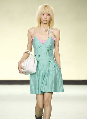 【SHUSHUTONG】塔克装饰胸衣吊带连衣裙 26SS春夏新款 浅川买手店