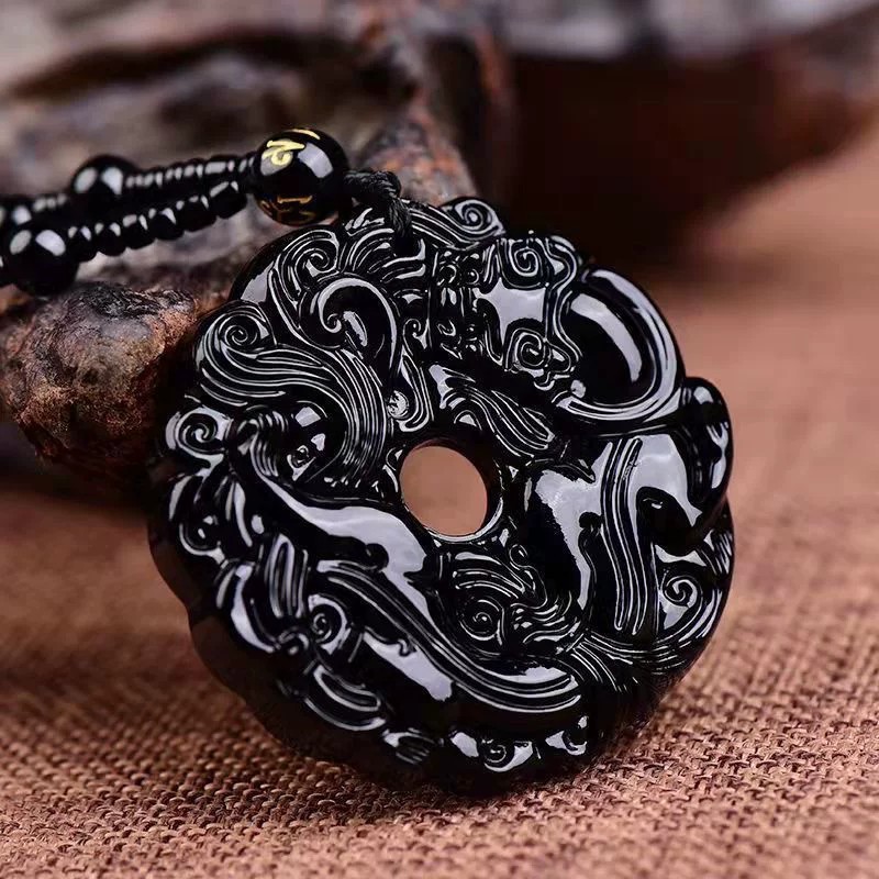 天然黑曜石貔貅吊坠本命年新中式