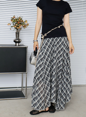 2025夏季新款经典复古风百搭休闲蓝白撞色格纹不规则A字半身裙女