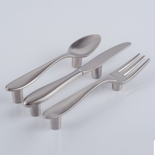 餐具厨具刀叉勺创意家具精品抽屉橱柜厨房76mm锌合金柜门拉手