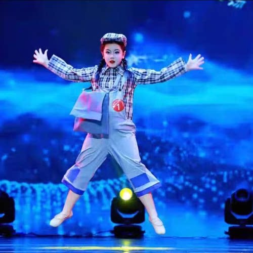 桃李杯报童晨曦舞蹈演出服卖报歌