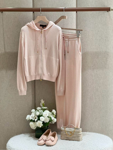 YEVACHAO“粉色娇嫩你管我几岁”少女粉桑蚕丝休闲针织连帽套装