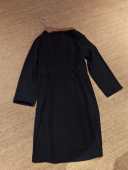 高智识 YEVACHAO 气质中带着理性 立体剪裁黑色收腰连衣裙