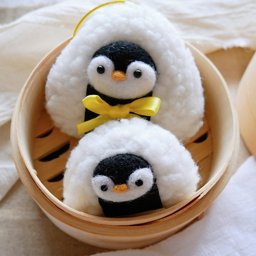diy羊毛毡戳戳乐饭团企鹅玩偶