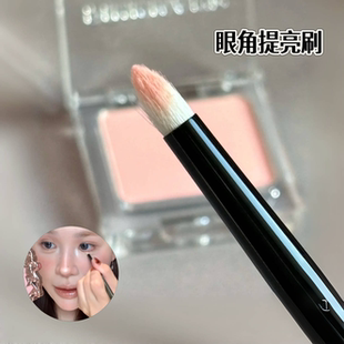 小猴子推荐！卧蚕眼影刷眼头提亮修容眼部高光细节化妆新手刷女