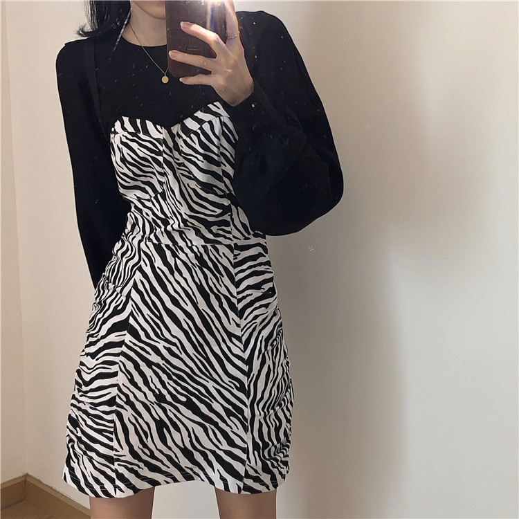 Real shot real price ~ loose and versatile zebra pattern stitching sweater dress