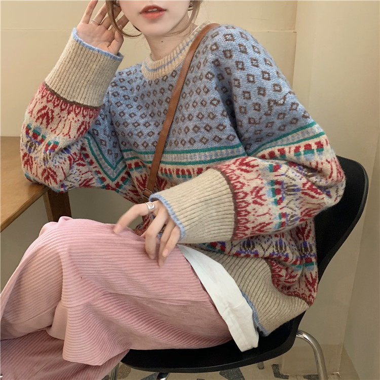 Real shot real price ~ loose and versatile color contrast round neck knitted sweater