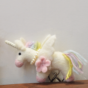 小众尼泊尔手工羊毛毡独角兽挂件可爱玩偶钥匙扣书包公仔挂饰车挂